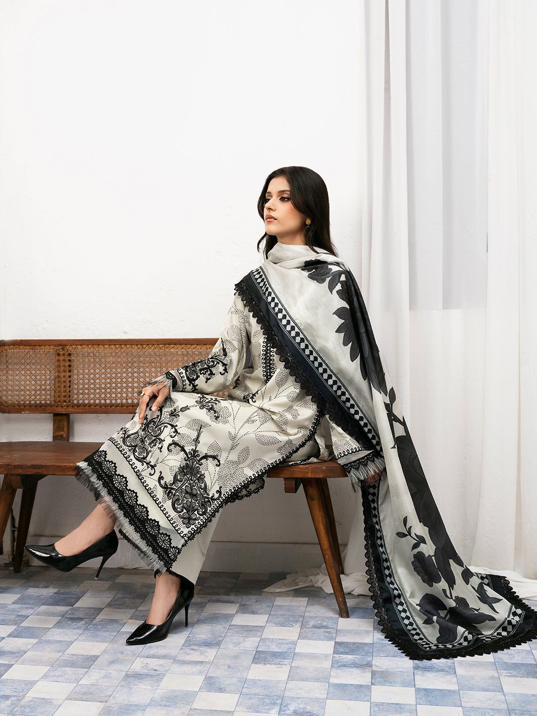 Lawn 3 piece unstitched digital printed suit - Kapra Collection