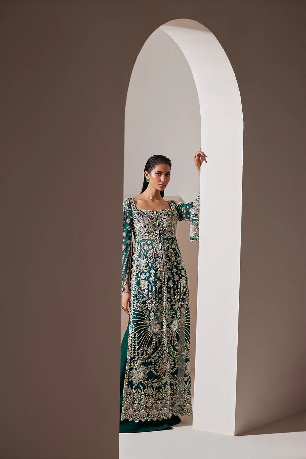 03-Piece Embroidery Organza Luxe Suit