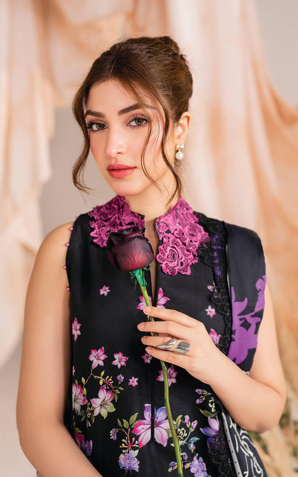 Lawn summer collection 3 piece unstitched digital printed suit - Kapra Collection