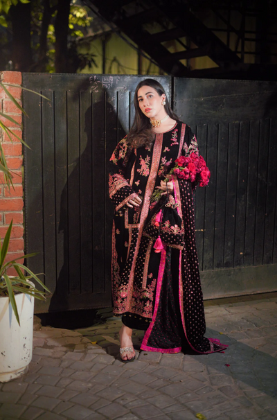 Aneelas - 3PC Velvet Embroidered Suit - Kapra Collection