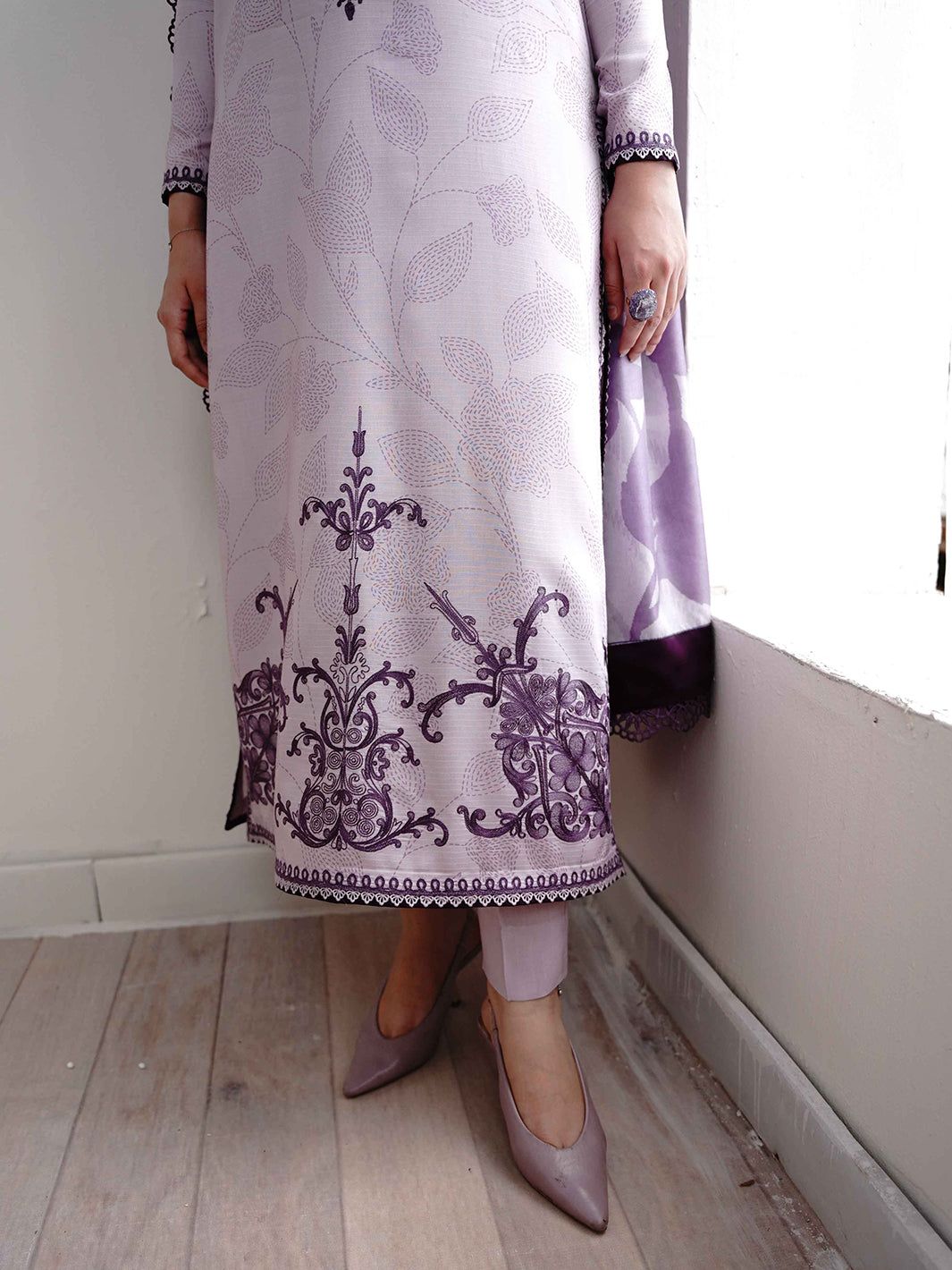 Lawn 3 piece unstitched printed suit - Kapra Collection