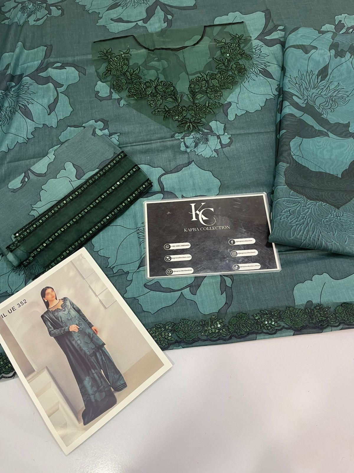 Green Lawn 3Piece Digital Printed Unstitched Dress