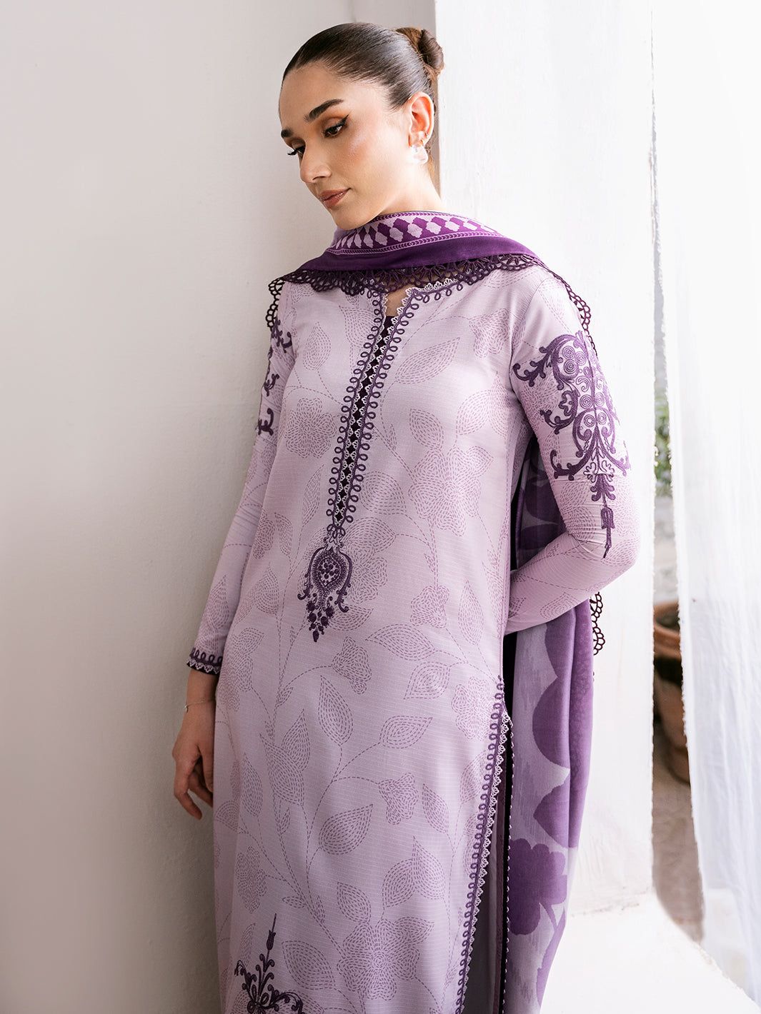 Lawn 3 piece unstitched printed suit - Kapra Collection