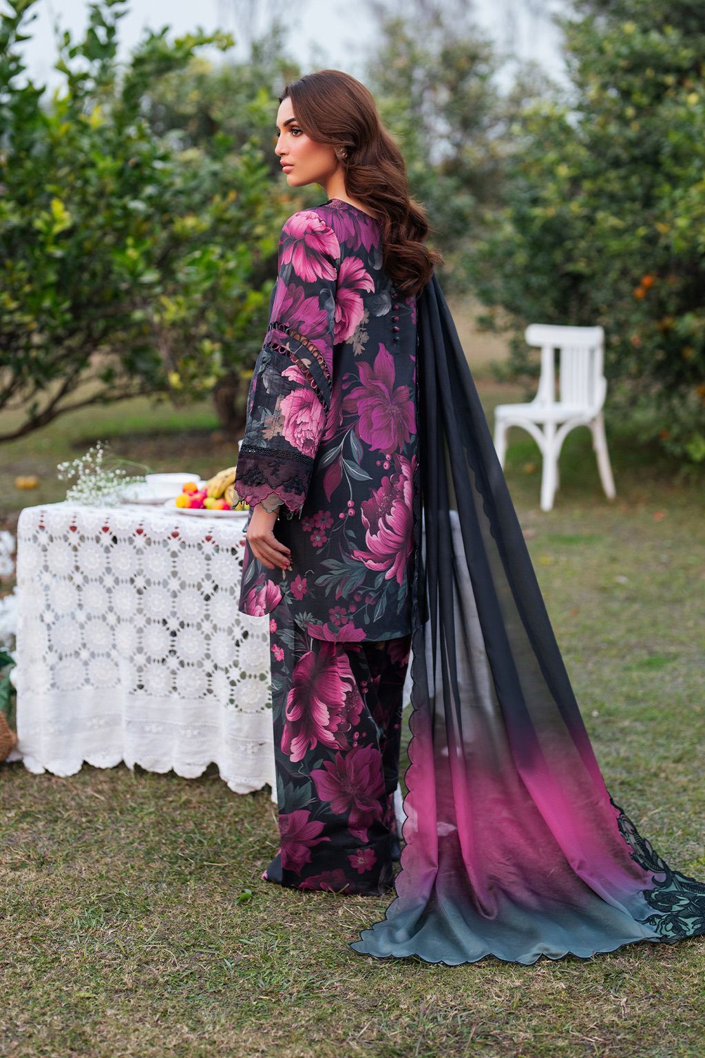 Iznik Lawn Floral Print Embroidered Dupatta