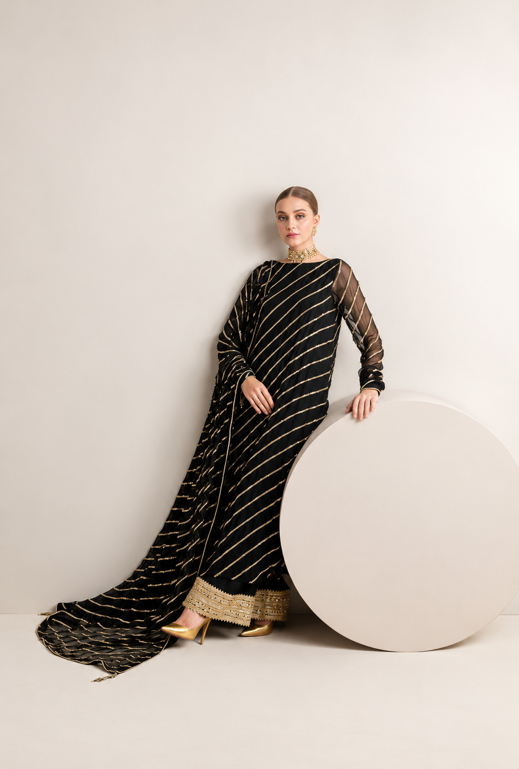Zarnish – Black Gold Embroidered Chiffon Suit