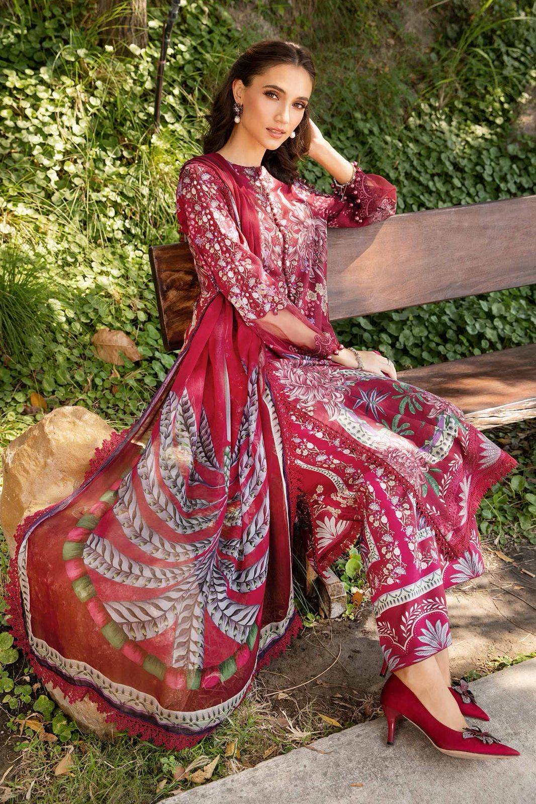 M print mehroon lawn unstitched