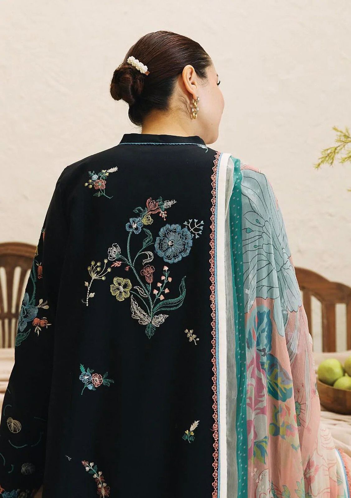 Lawn for women clothing (UNSTITCHED) by Kapra Collection - Kapra Collection