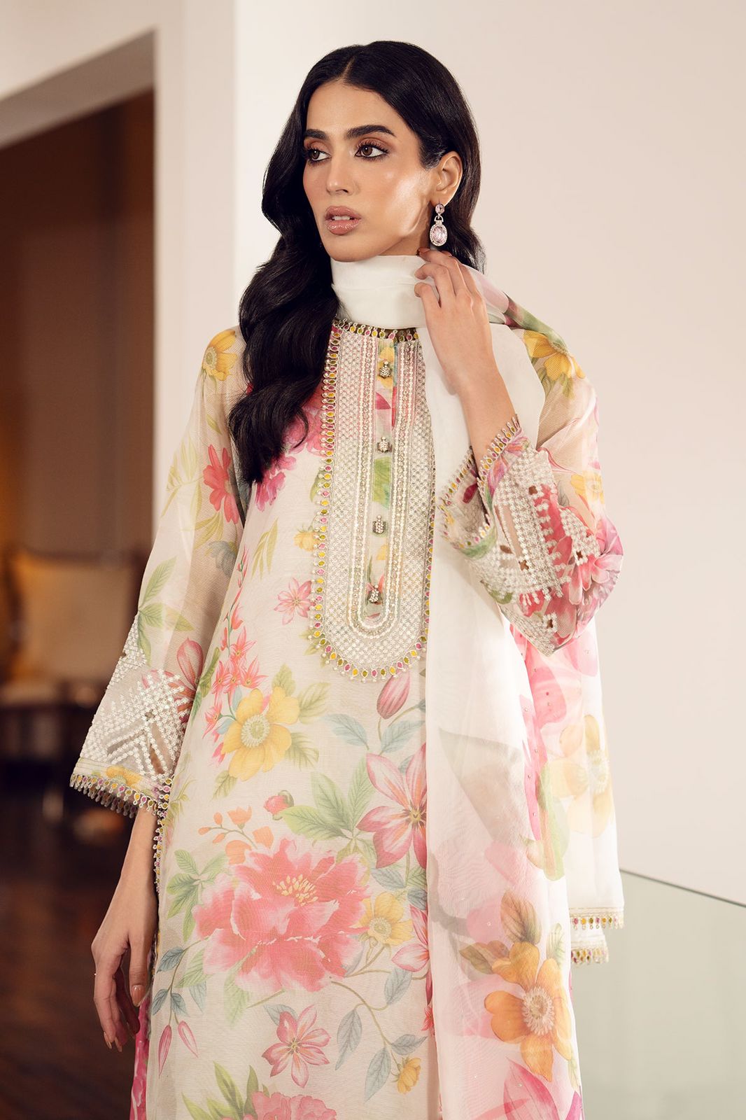 Luxury 3 piece unstitched lawn digital printed suit - Kapra Collection