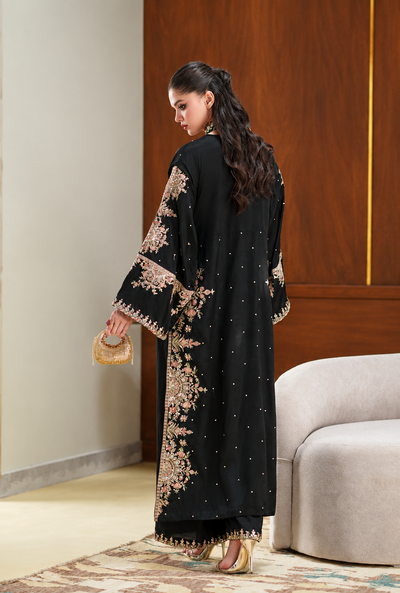 Zohreena – Ethnic Inspired Black Embroidered Silk Kaftan
