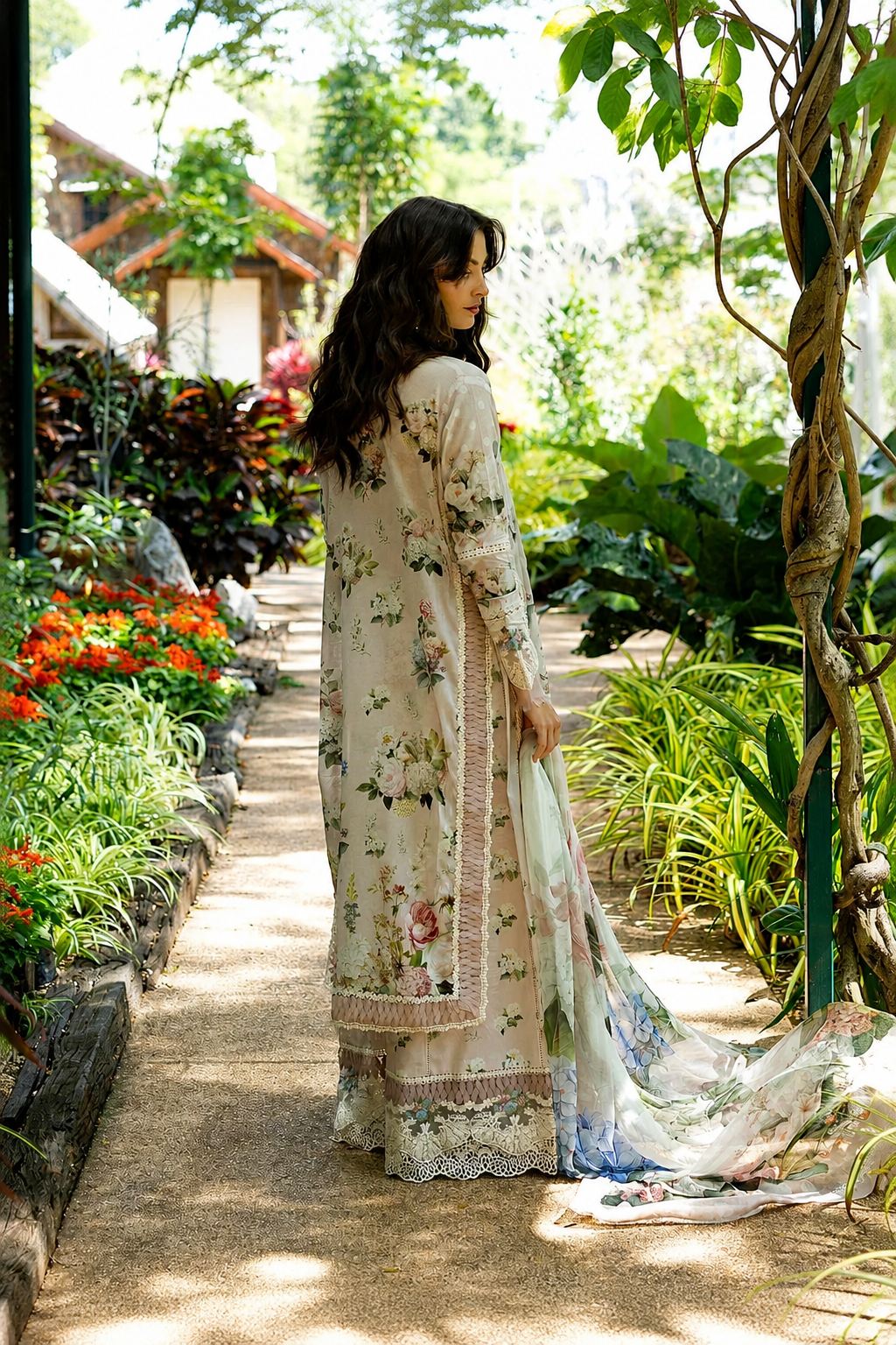 Iffat – Thread & Sequin Embroidered Lawn 3 Piece Suit | Unstitched