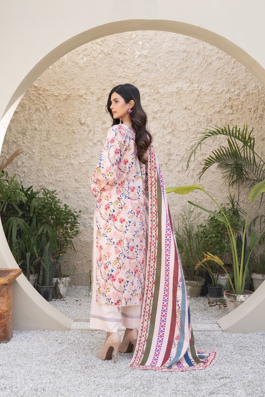 Lawn 3 piece unstitched digital printed suit - Kapra Collection
