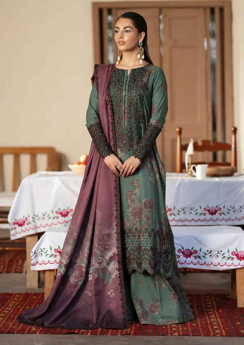 Iznik lawn hit green digital printed suit