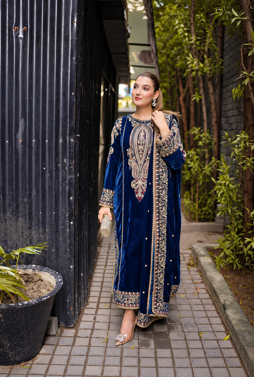 Rafiya – Sapphire Gold Embroidered Velvet Suit