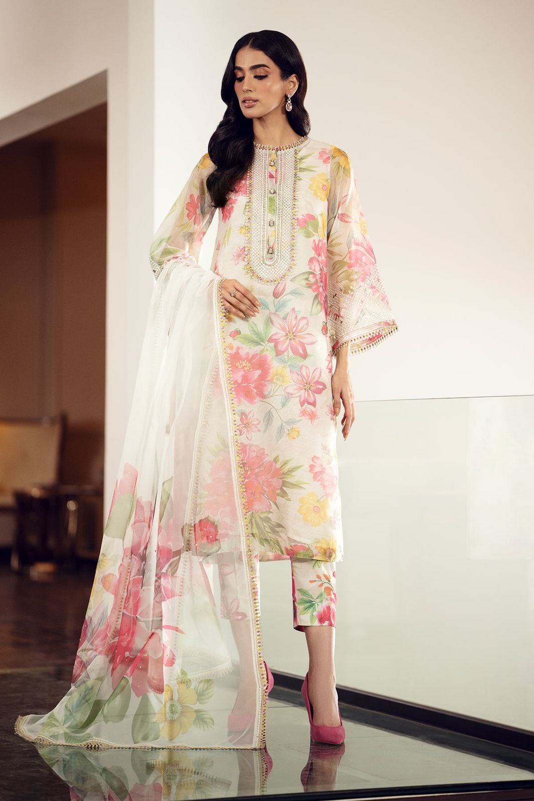 Luxury 3 piece unstitched lawn digital printed suit - Kapra Collection