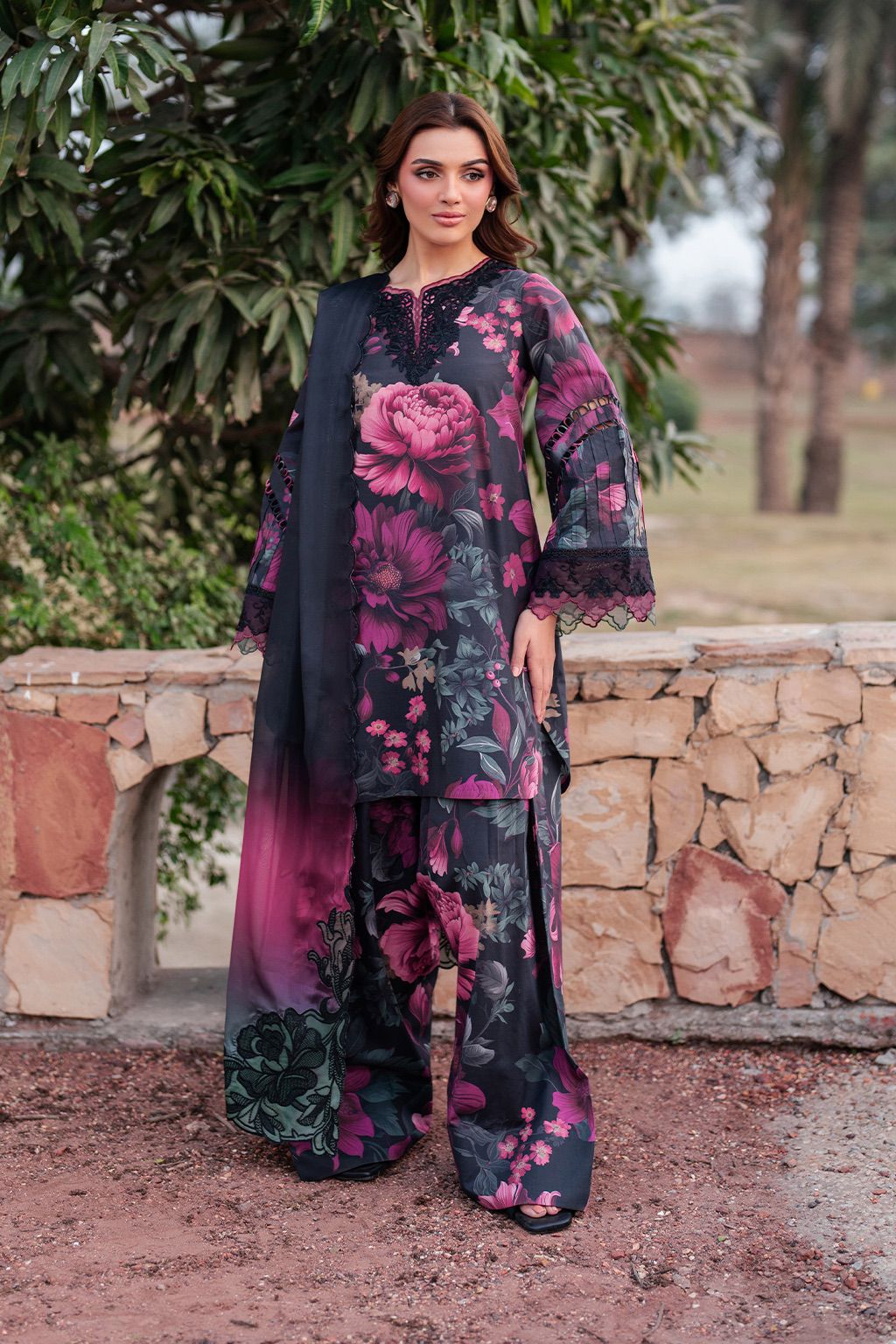 Iznik Lawn Floral Print Embroidered Dupatta