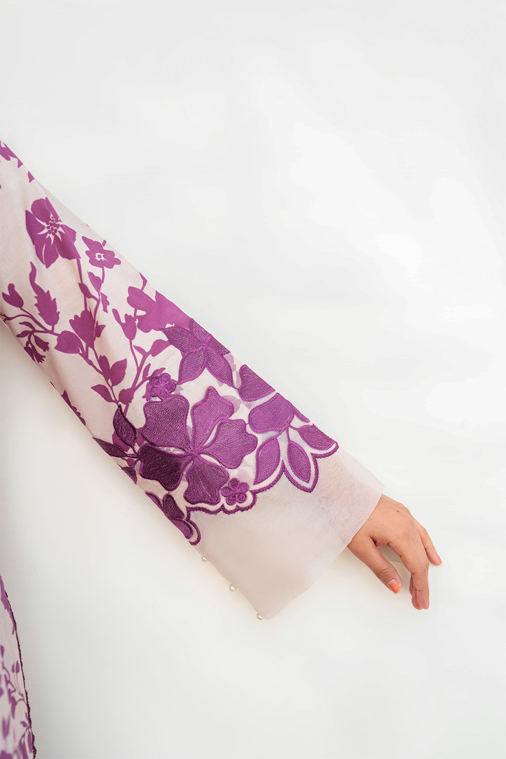 Iznik Lawn 3piece Unstitched  Digital Printed Dress