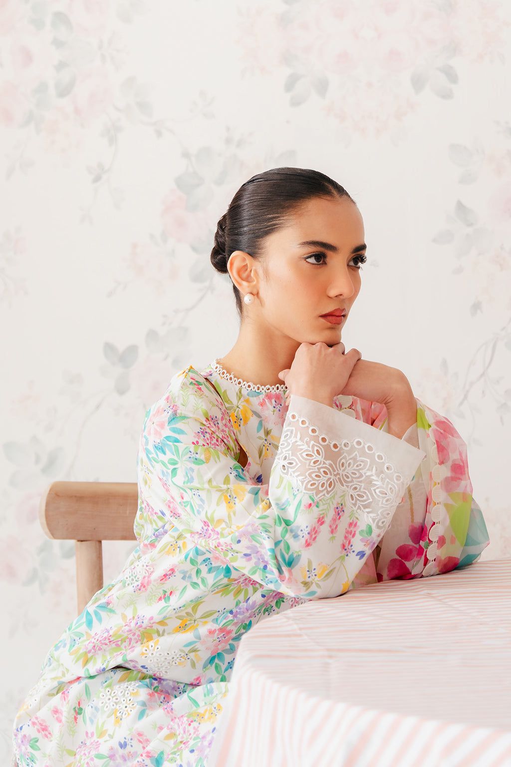 Lawn for women clothing (UNSTITCHED) by Kapra Collection - Kapra Collection