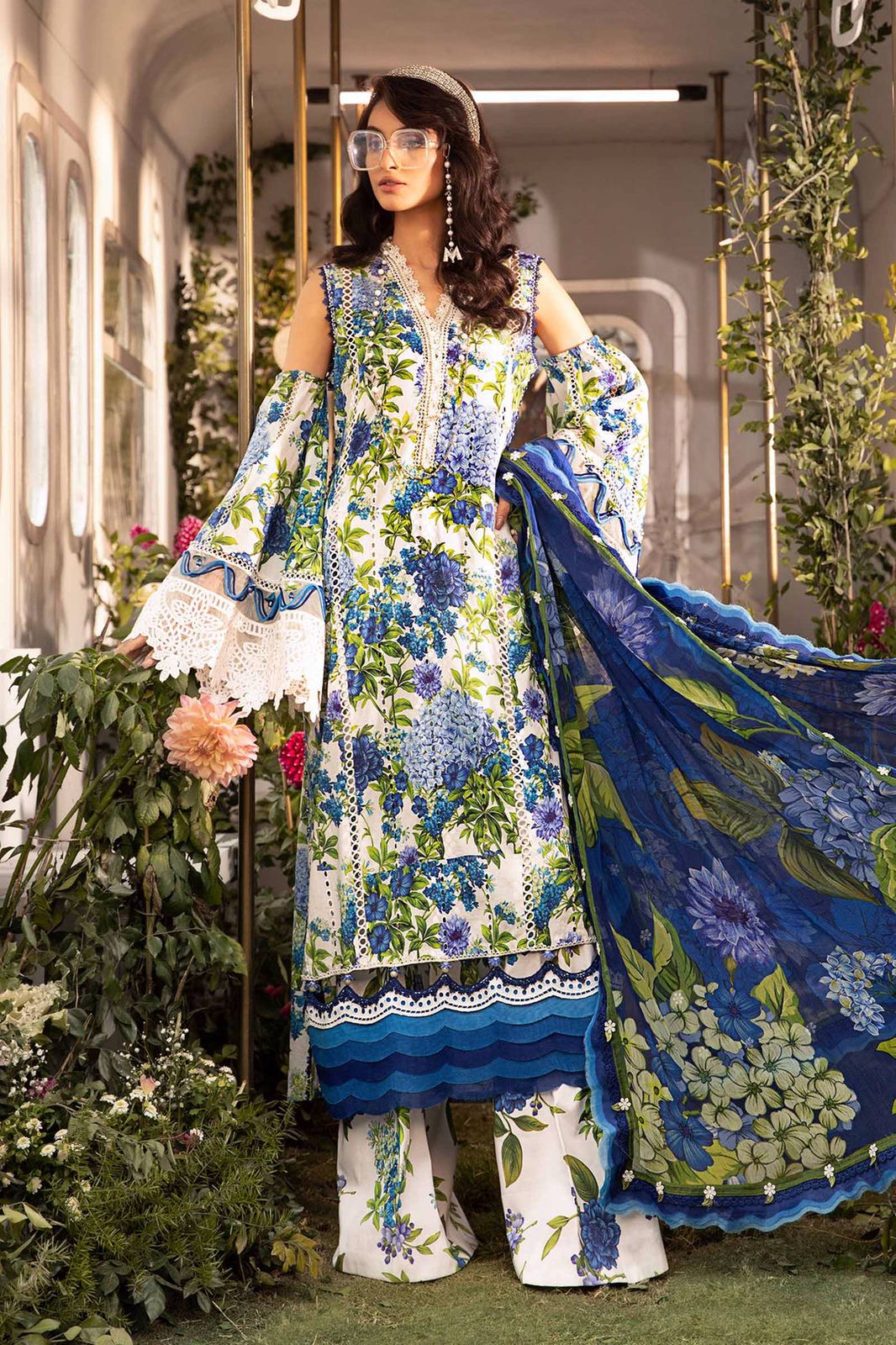 Lawn for women clothing (UNSTITCHED) by Kapra Collection - Kapra Collection