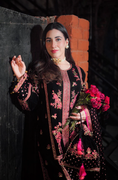 Aneelas - 3PC Velvet Embroidered Suit - Kapra Collection