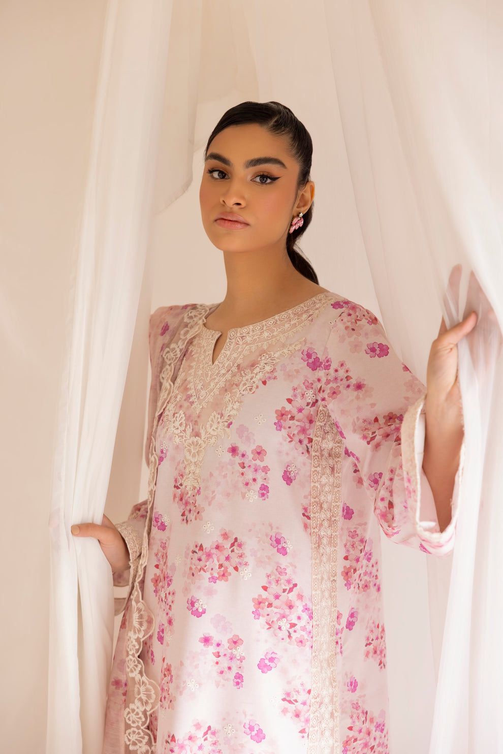 Lawn for women clothing (UNSTITCHED) by Kapra Collection - Kapra Collection