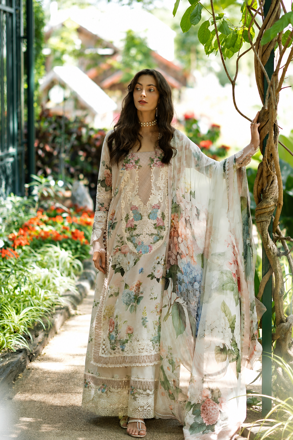 Iffat – Thread & Sequin Embroidered Lawn 3 Piece Suit | Unstitched