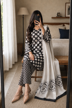 Alina – Ivory Eclipse Shamoze Silk Suit - Kapra Collection