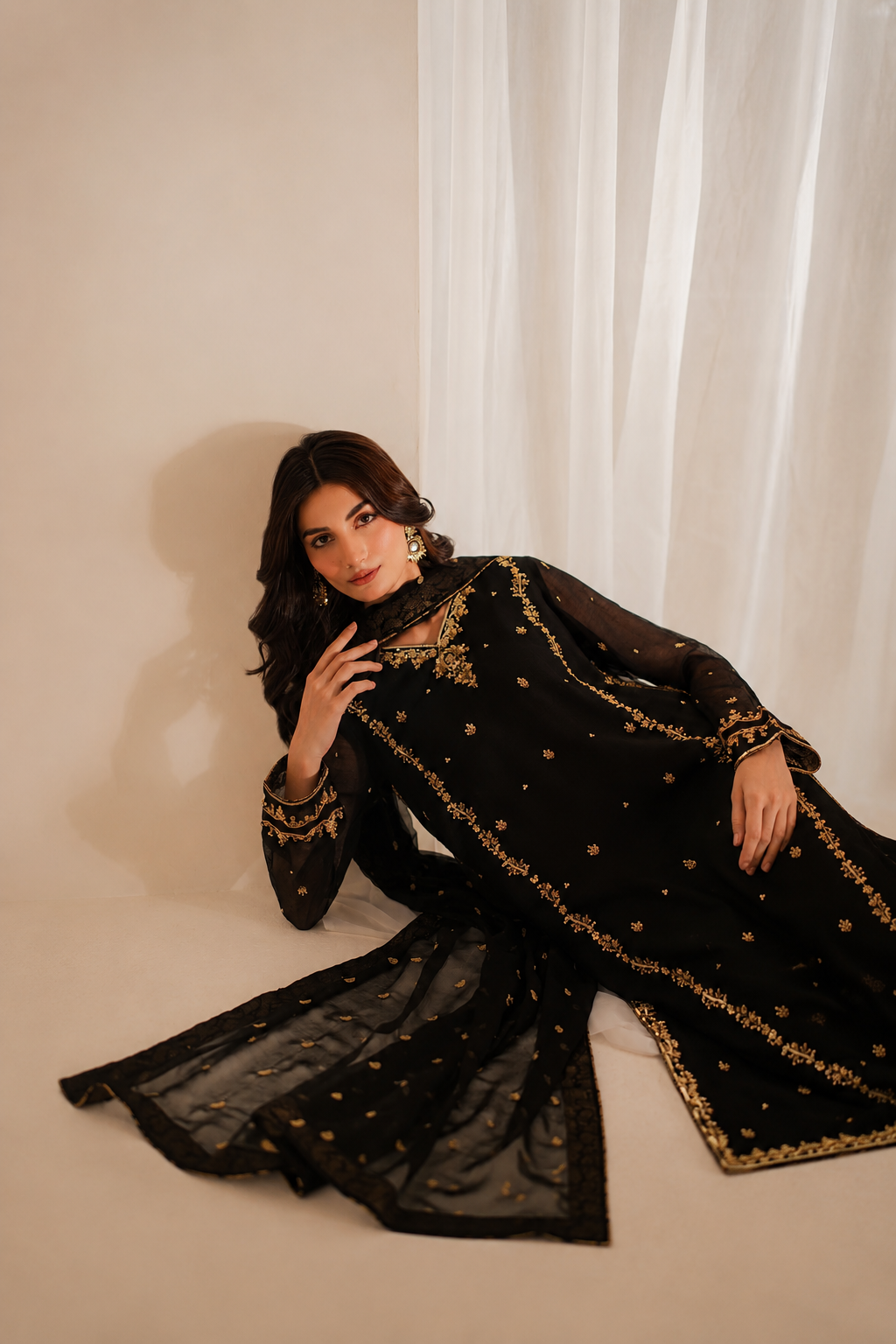 Sundas – Iznik Inspired Black Chiffon Suit