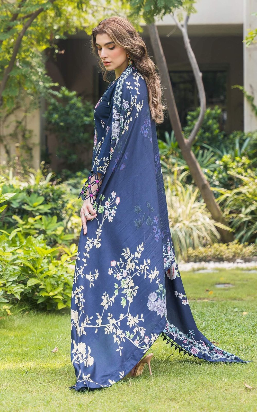 Luxury embroidered lawn collection replica unstitched - Kapra Collection