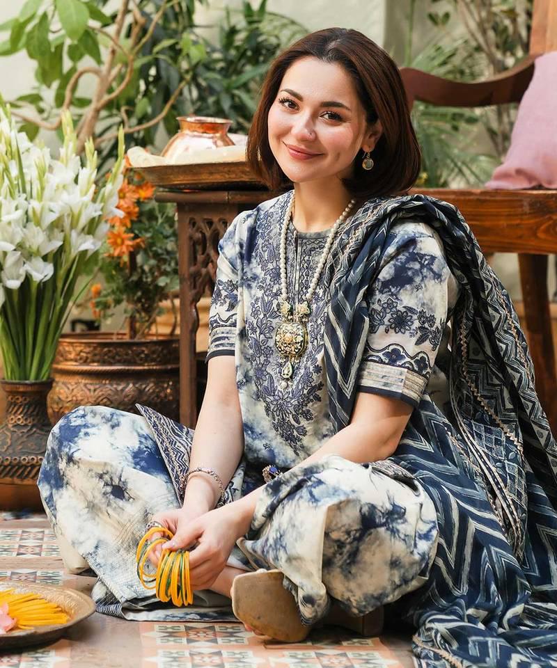 Sapphire White Digital Printed Lawn Collection - Kapra Collection