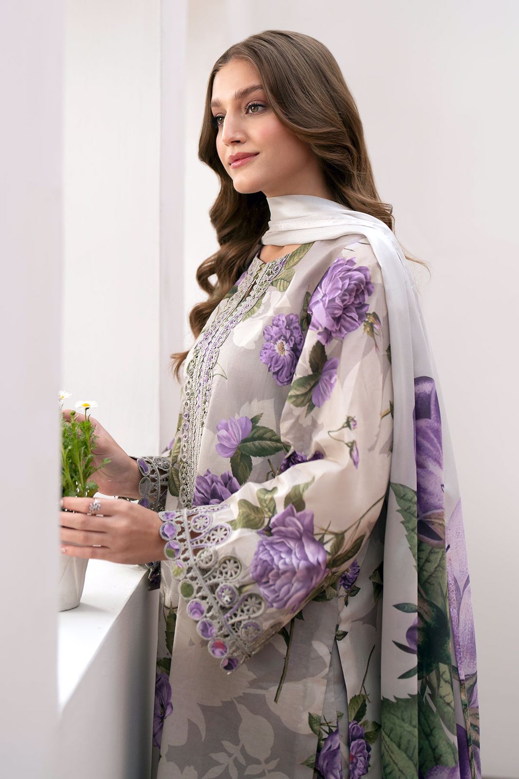 Lawn for women clothing (UNSTITCHED) by Kapra Collection - Kapra Collection
