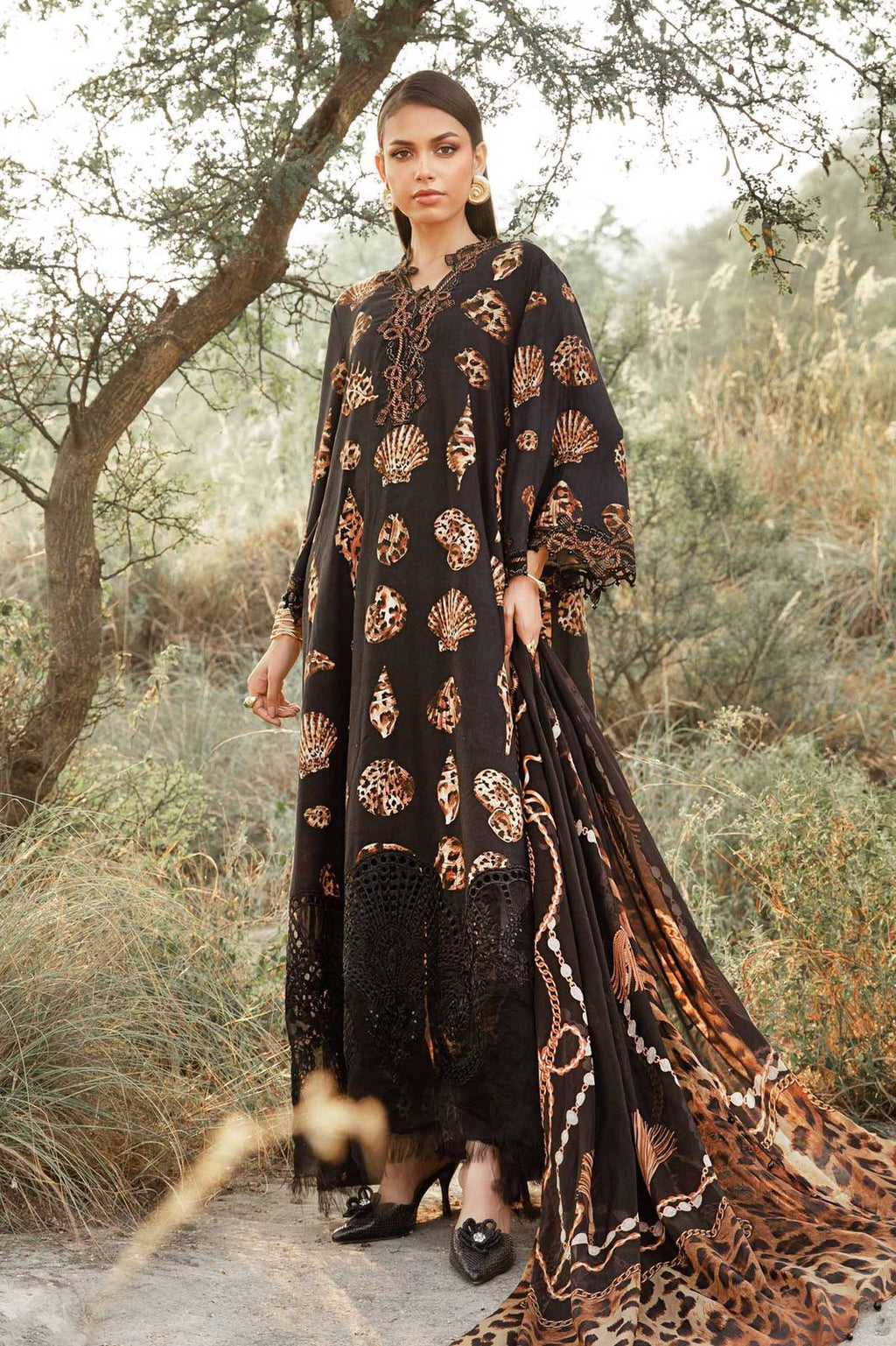 3 piece unstitched lawn digital printed suit - Kapra Collection
