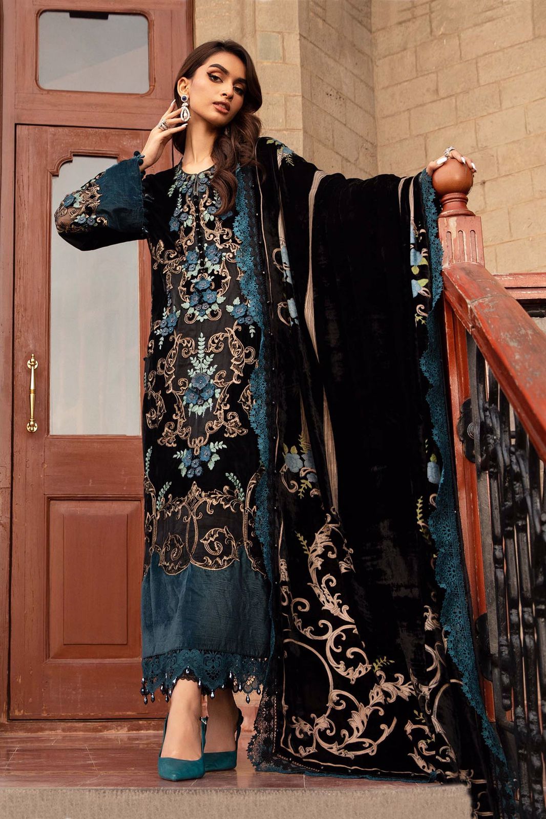 Lawn m print unstitched replica dres - Kapra collection - Kapra Collection