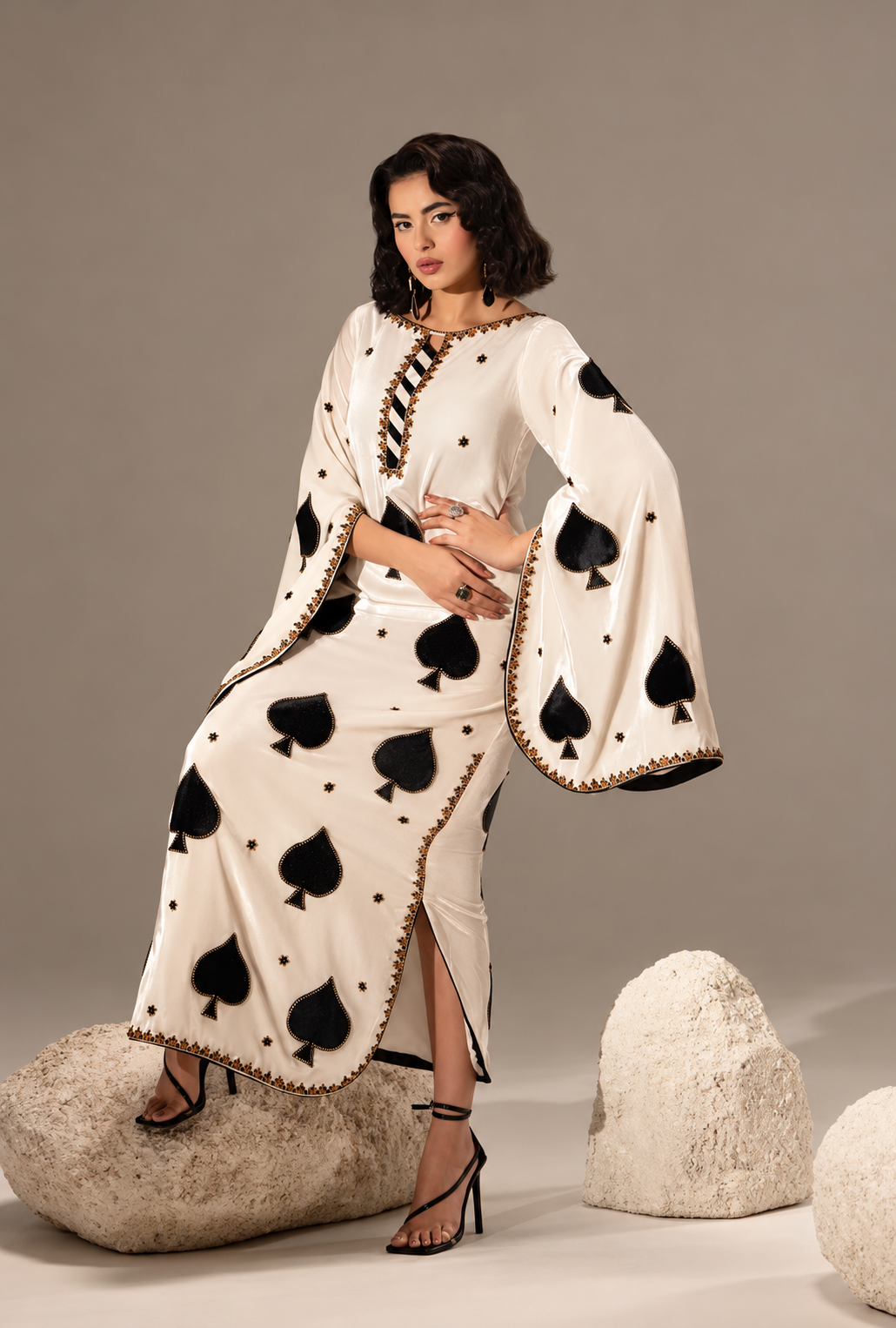 Kashmala – Ivory Spade Embroidered Silk Kaftan - Kapra Collection