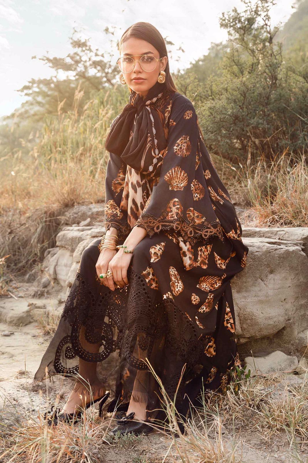 3 piece unstitched lawn digital printed suit - Kapra Collection