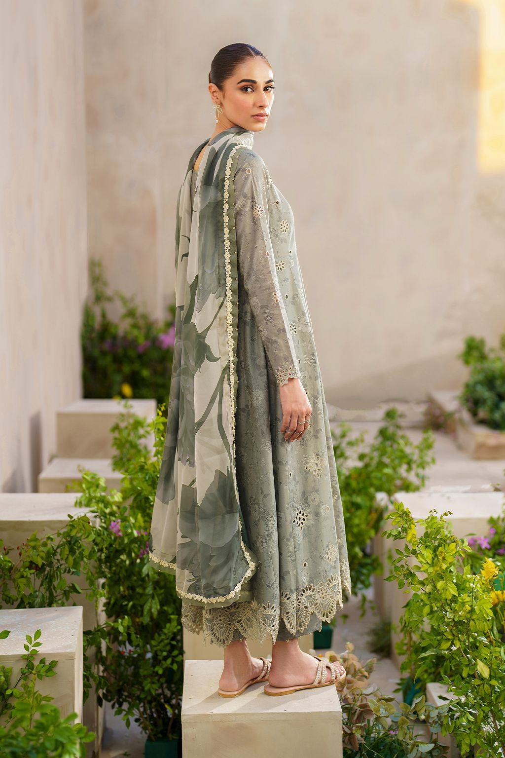 Lawn for women clothing (UNSTITCHED) by Kapra Collection - Kapra Collection