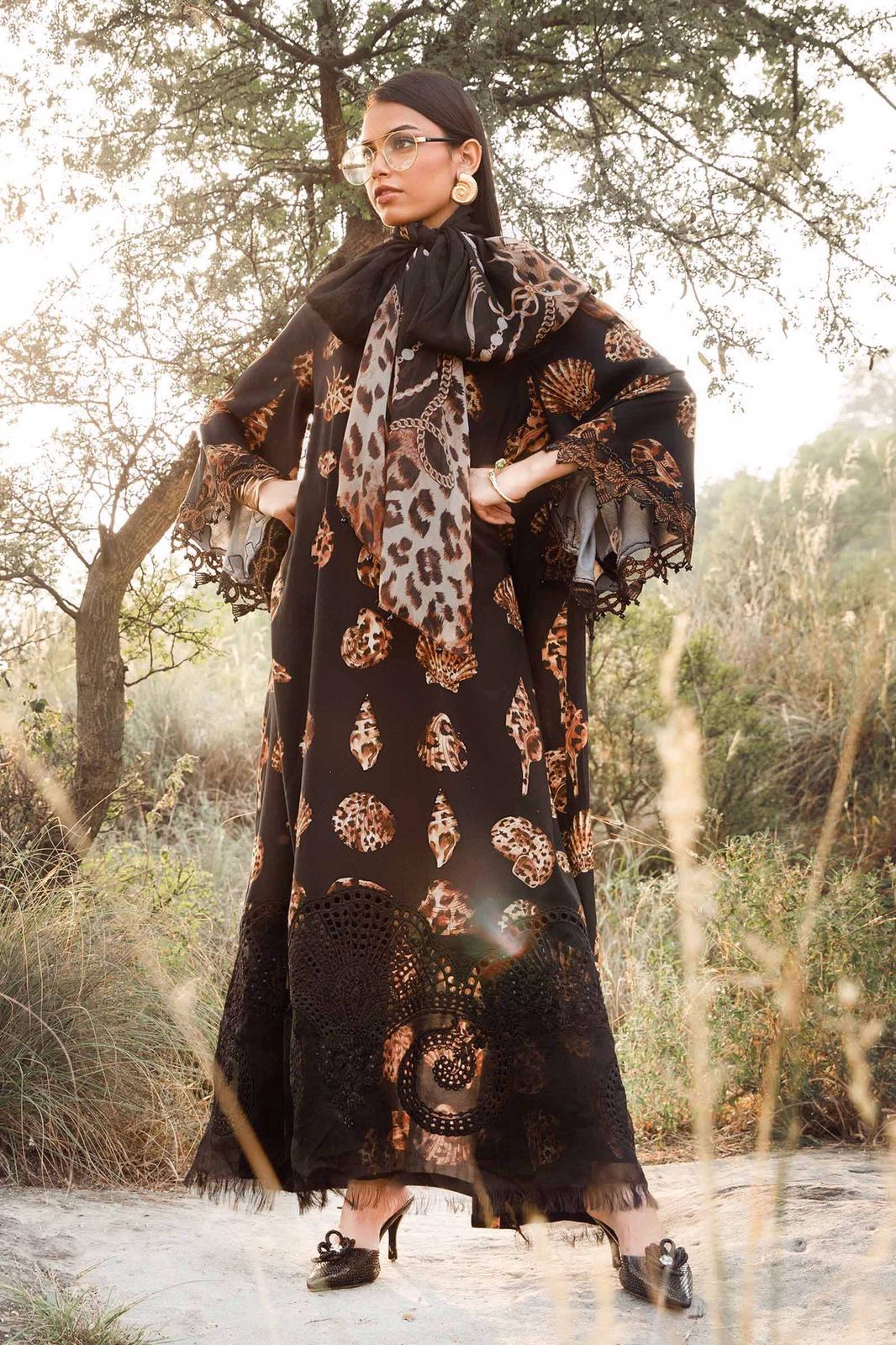 3 piece unstitched lawn digital printed suit - Kapra Collection