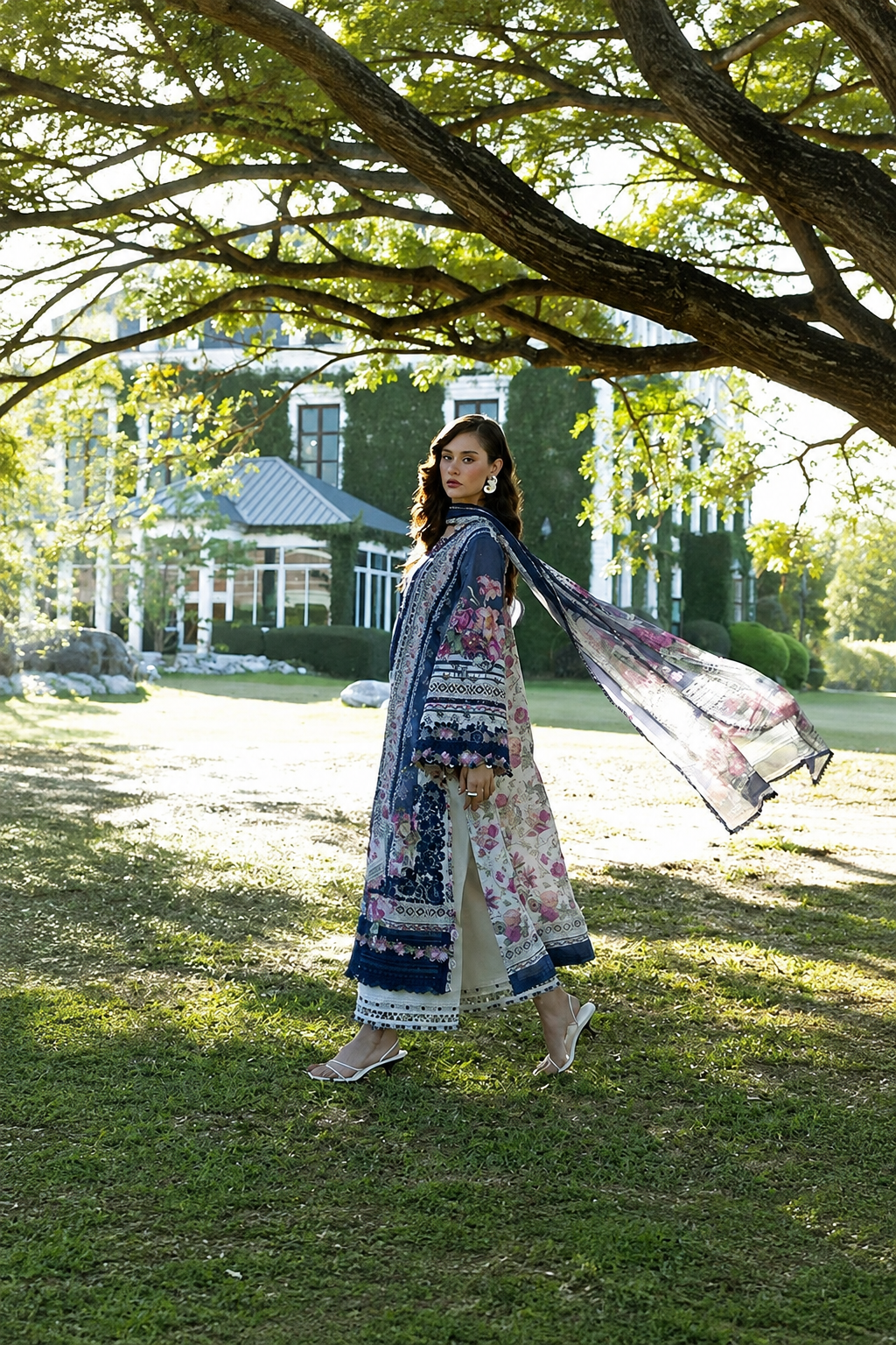 Narmeen – Elaaf Inspired Navy Lawn Suit