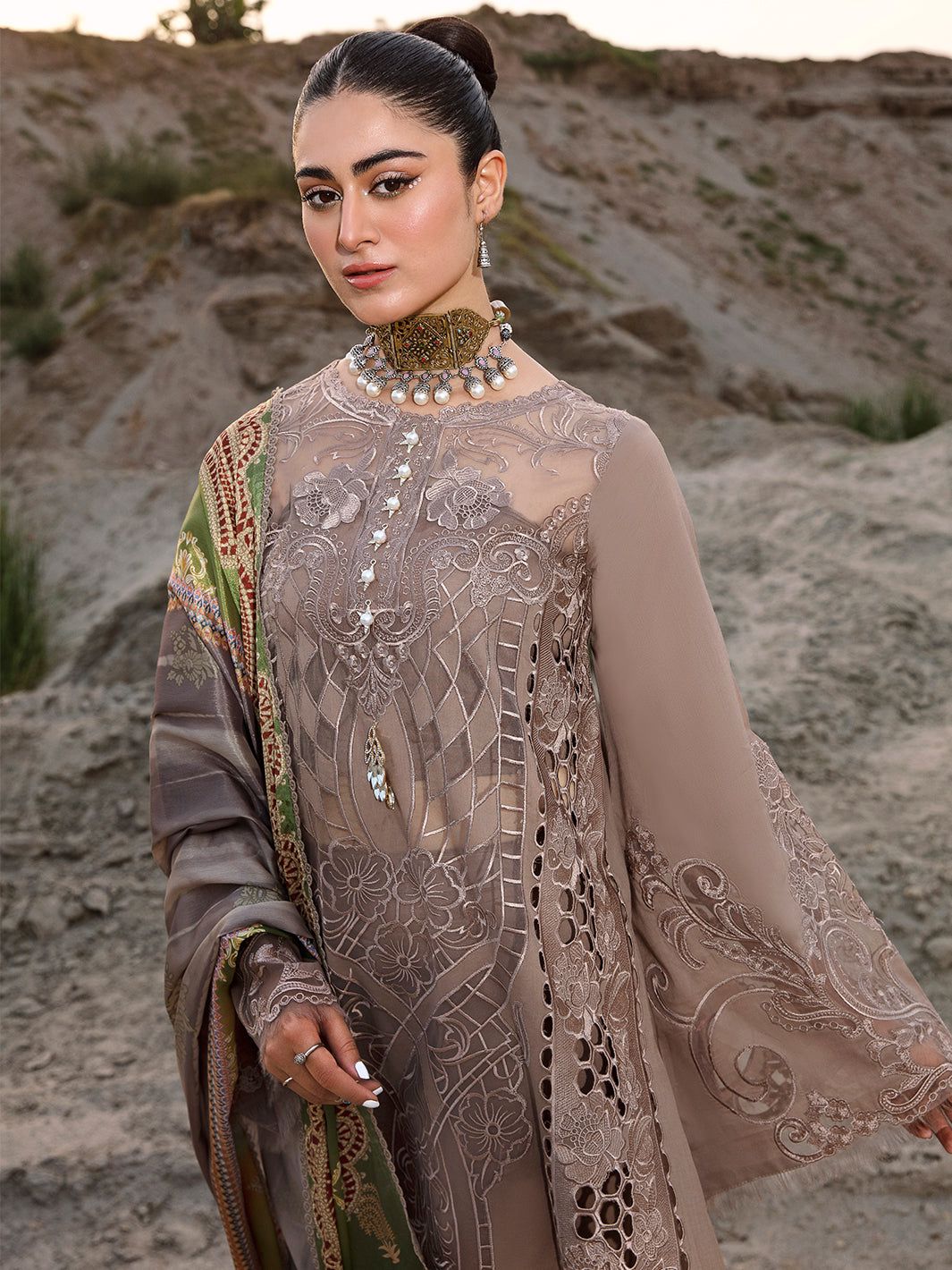 Luxury embroidered lawn collection replica unstitched - Kapra Collection