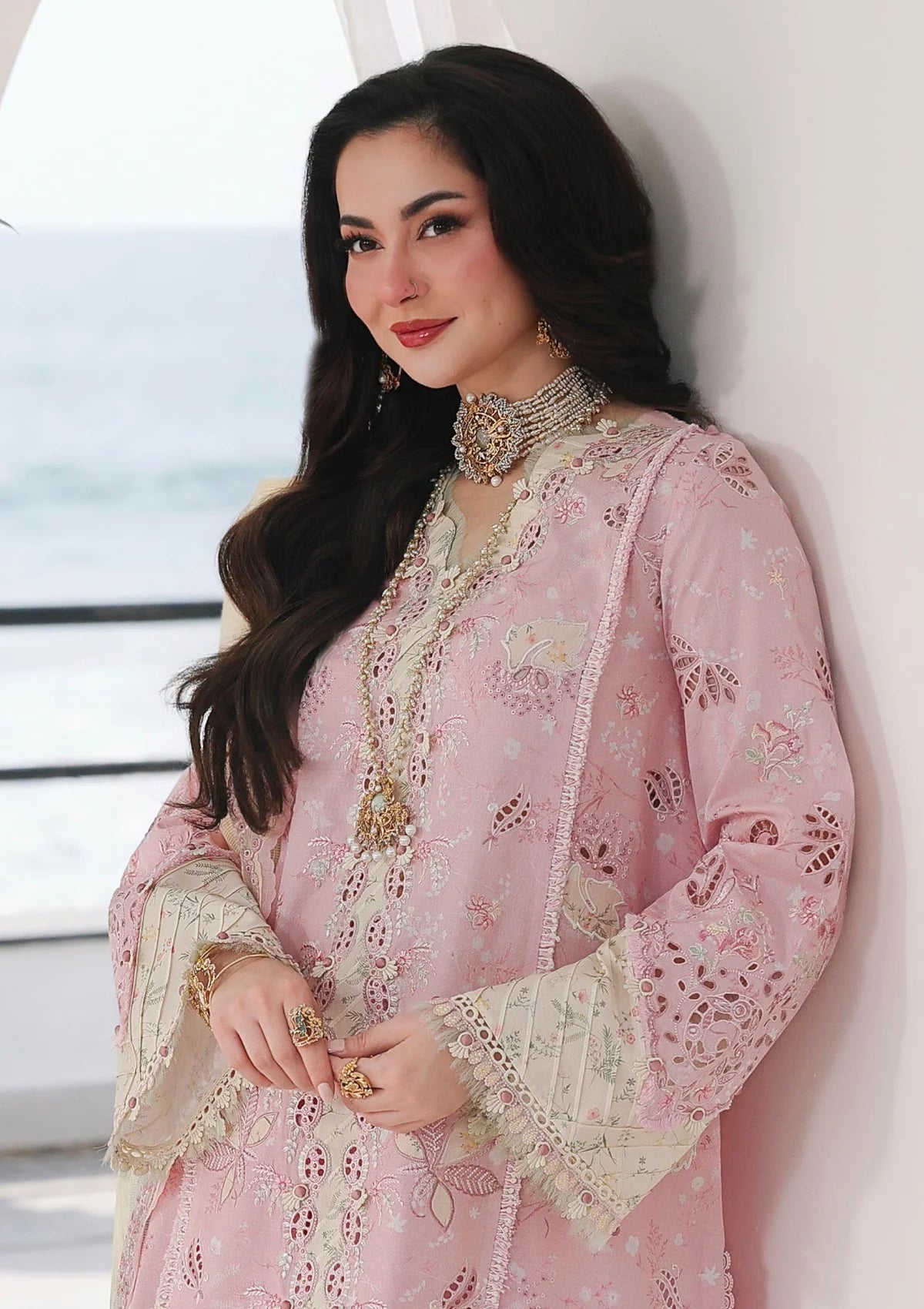 03-Piece Embroidered Lawn Suit With Jacquard Dupatta | Unstitched