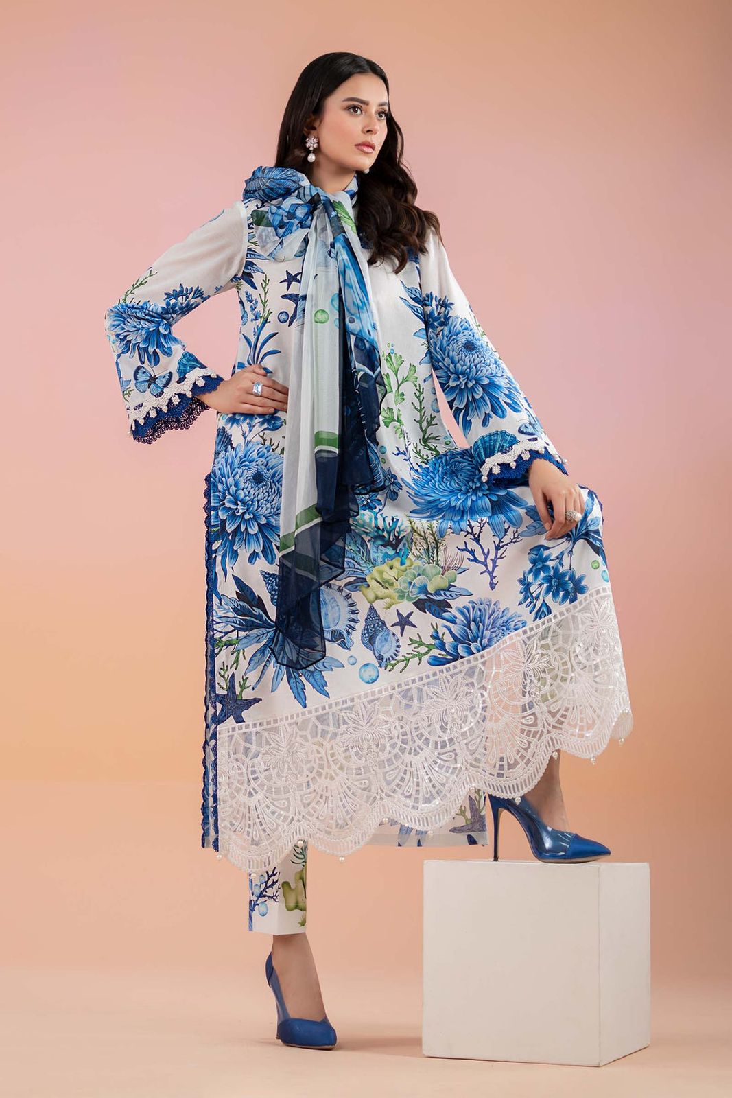 Lawn 3 piece unstitched printed suit - Kapra Collection