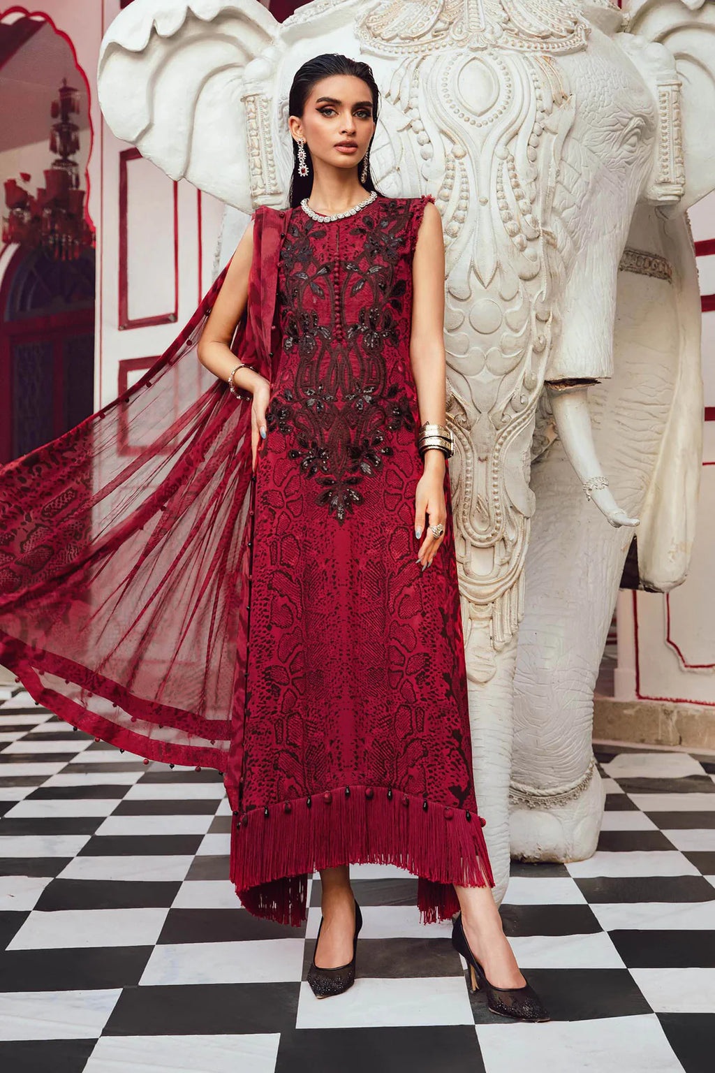 3 Piece Unstitched Embroidered Lawn Suit