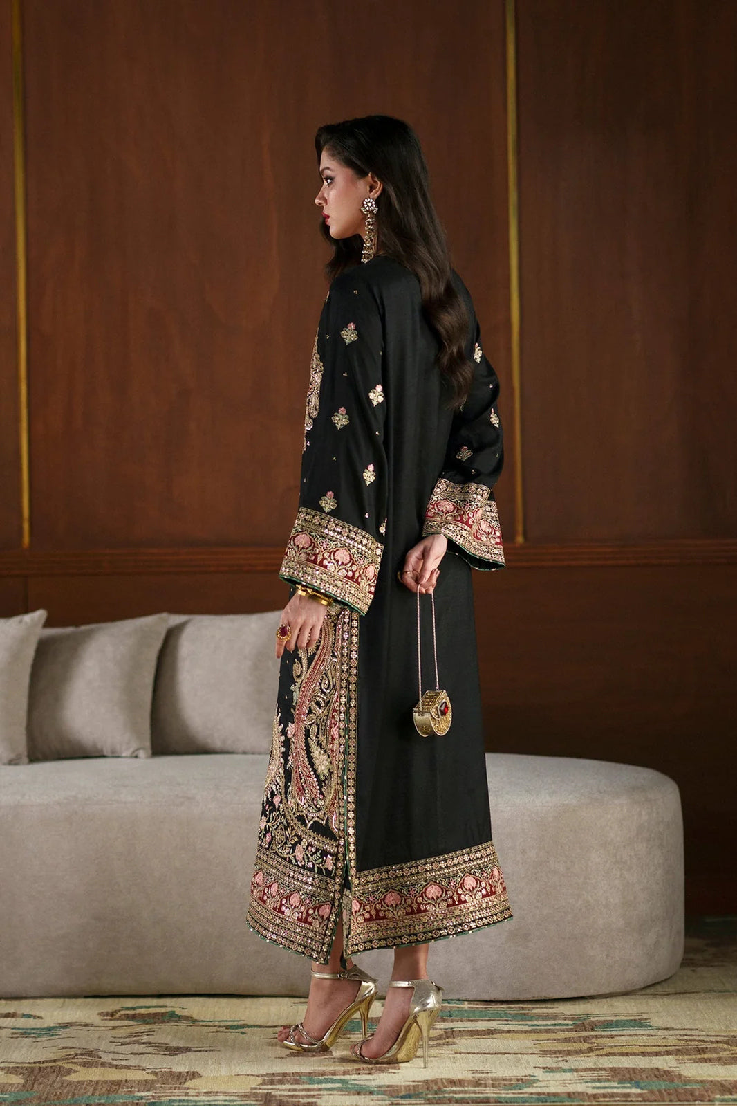 Ameera – Ethnic Inspired Black Silk Kaftan Suit