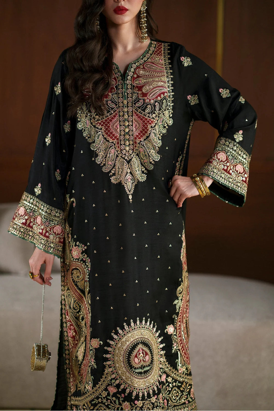 Ameera – Ethnic Inspired Black Silk Kaftan Suit