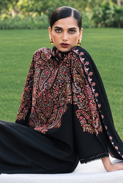 Shahmina – Noir Rose Embroidered Cotton Suit