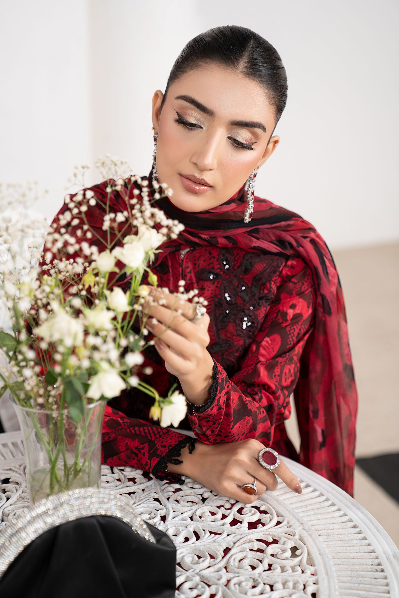 3 Piece Embroidered Lawn suit Unstitched