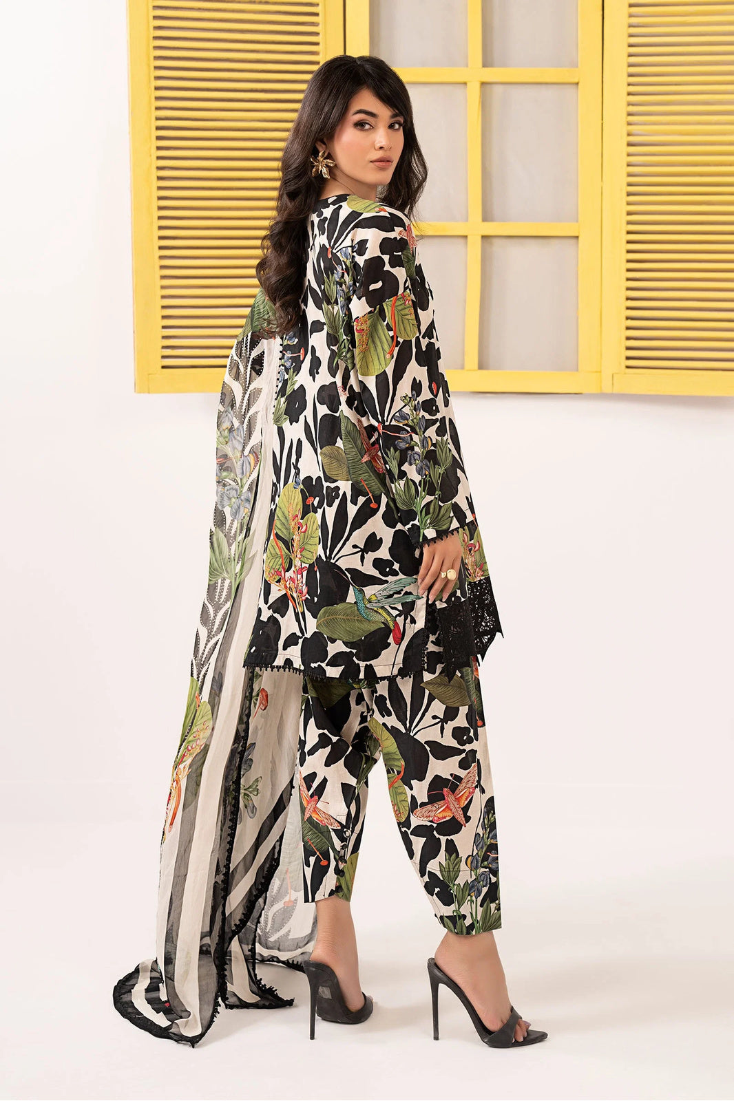 Nashwa – Maria.B Inspired Noir Floral Lawn Suit