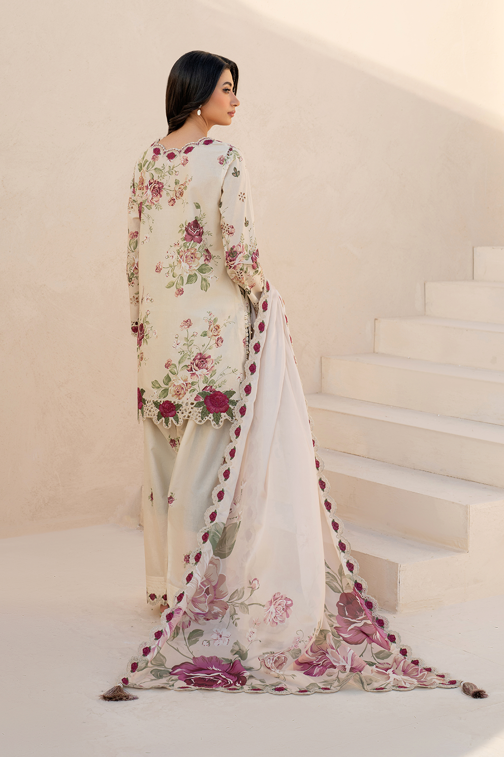 Iznik lawn 3 piece unstitched dres