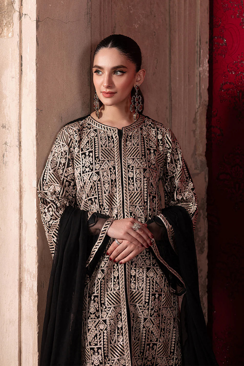 03-Piece Chiffon Suit With Thready Embroidery | Unstitched