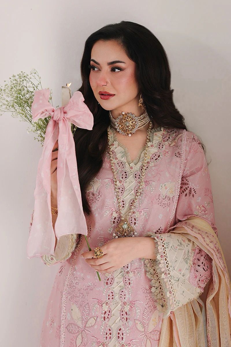 03-Piece Embroidered Lawn Suit With Jacquard Dupatta | Unstitched