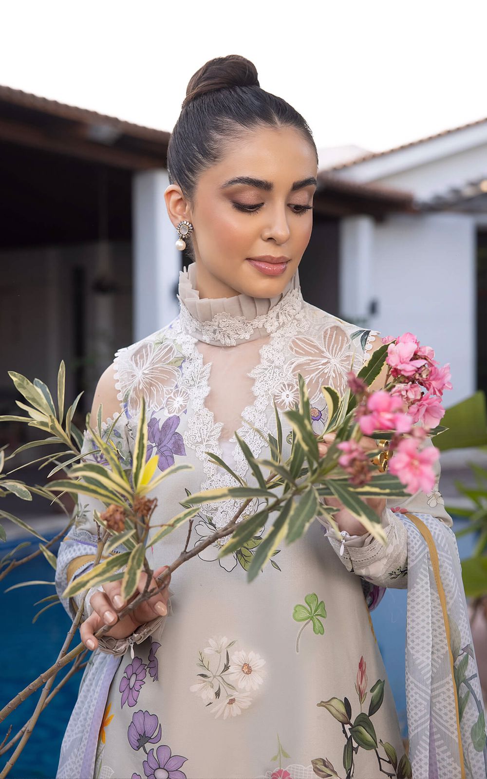 Lawn for women clothing (UNSTITCHED) by Kapra Collection - Kapra Collection
